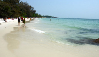 Ao Pai Beach